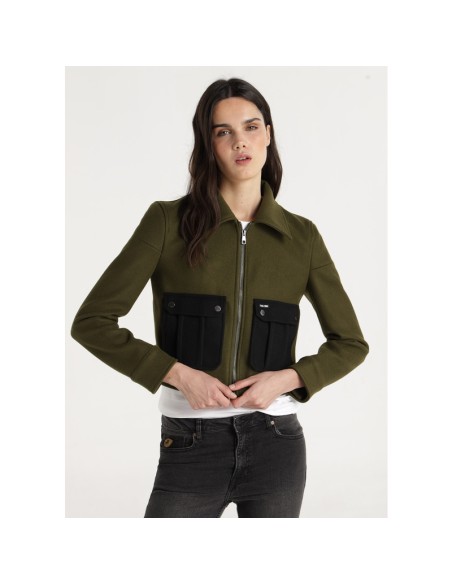 LOIS 470922844_CAQ CZ (W) LOIS 470922844_CAQ CZ (W)